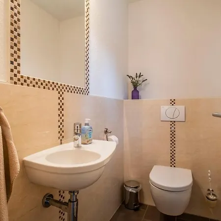 Austernperle, Familie Creutz Dom wakacyjny