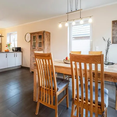 Austernperle, Familie Creutz Dom wakacyjny